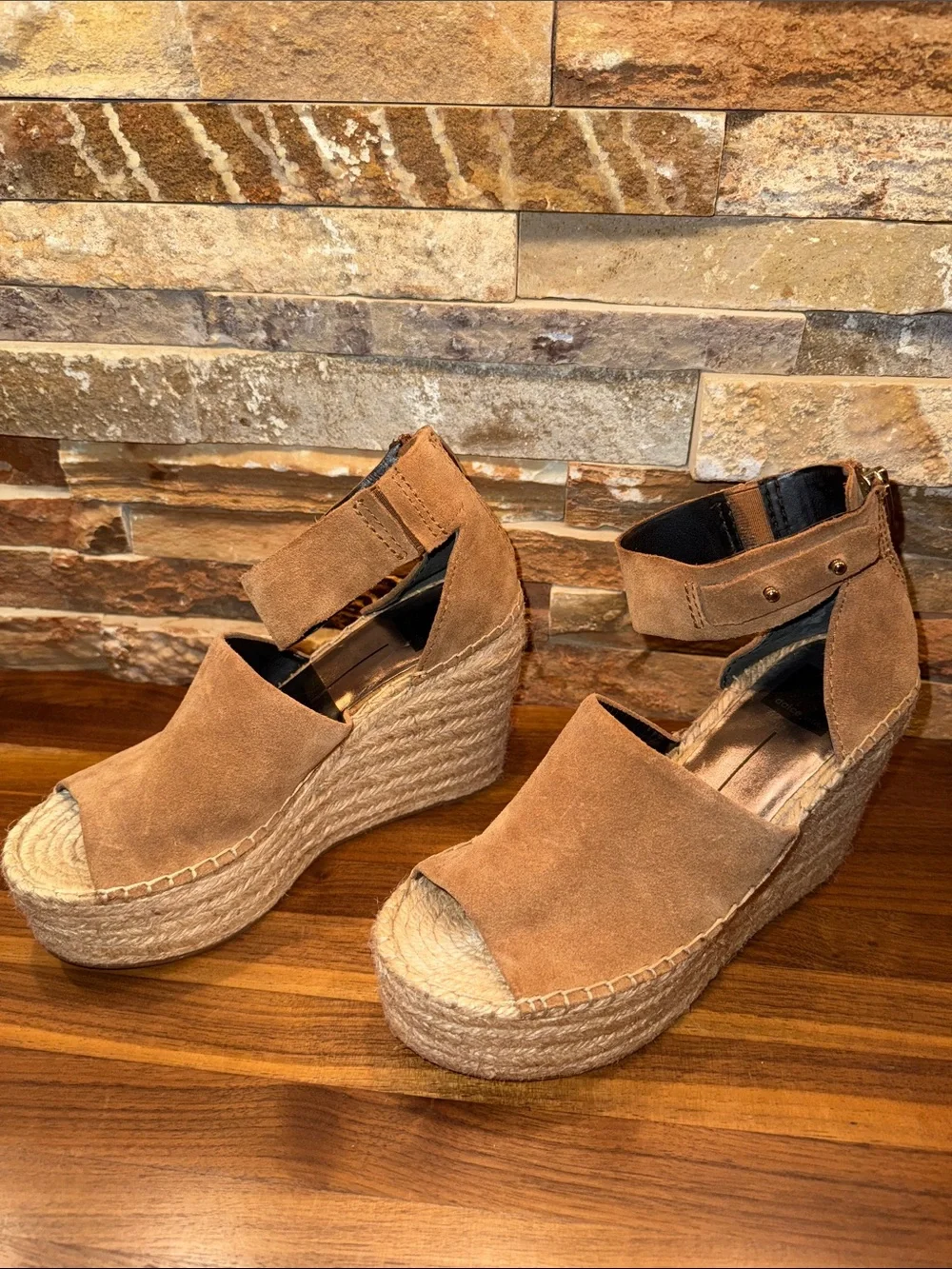 Dulce Vita womens brown